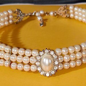 Imitation Pearl Choker